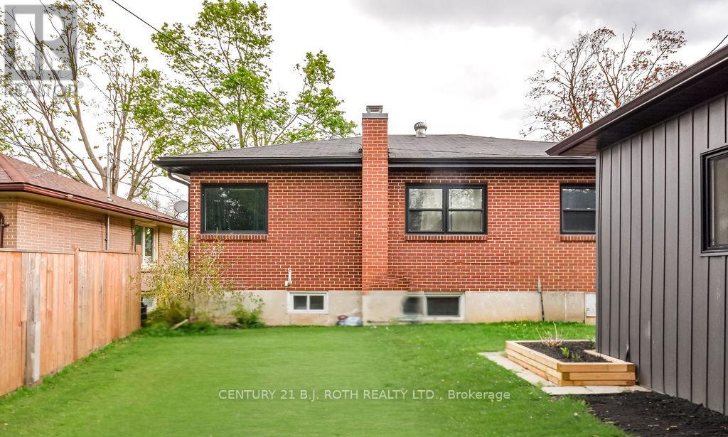108 Nelson Street, Barrie, Ontario  L4M 4K7 - Photo 33 - S12153027