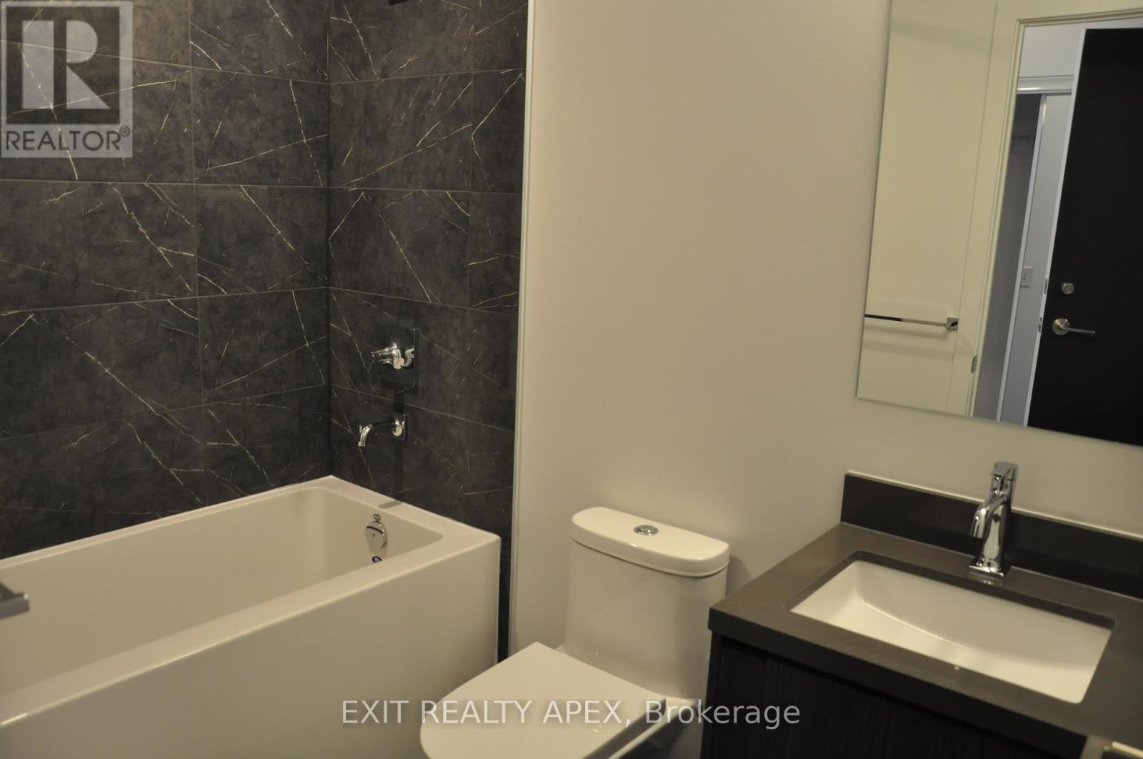4010 - 252 Church Street, Toronto, Ontario  M5B 0E6 - Photo 13 - C12184643
