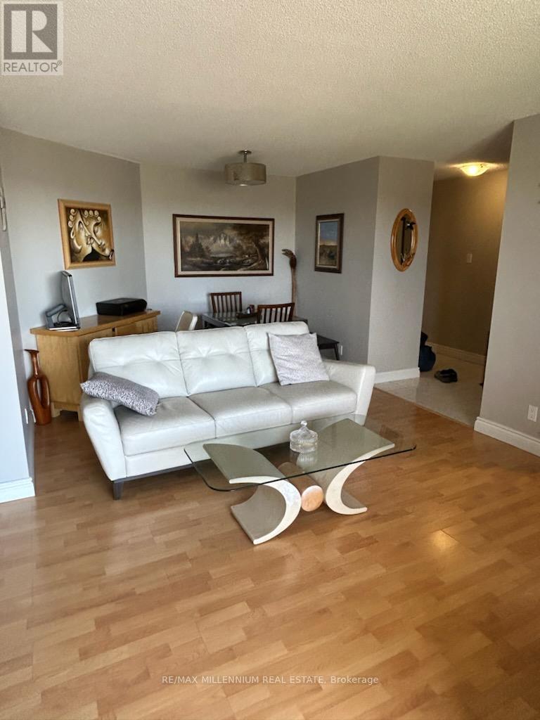 811 - 61 Markbrook Lane, Toronto, Ontario  M9V 5E7 - Photo 8 - W12181746