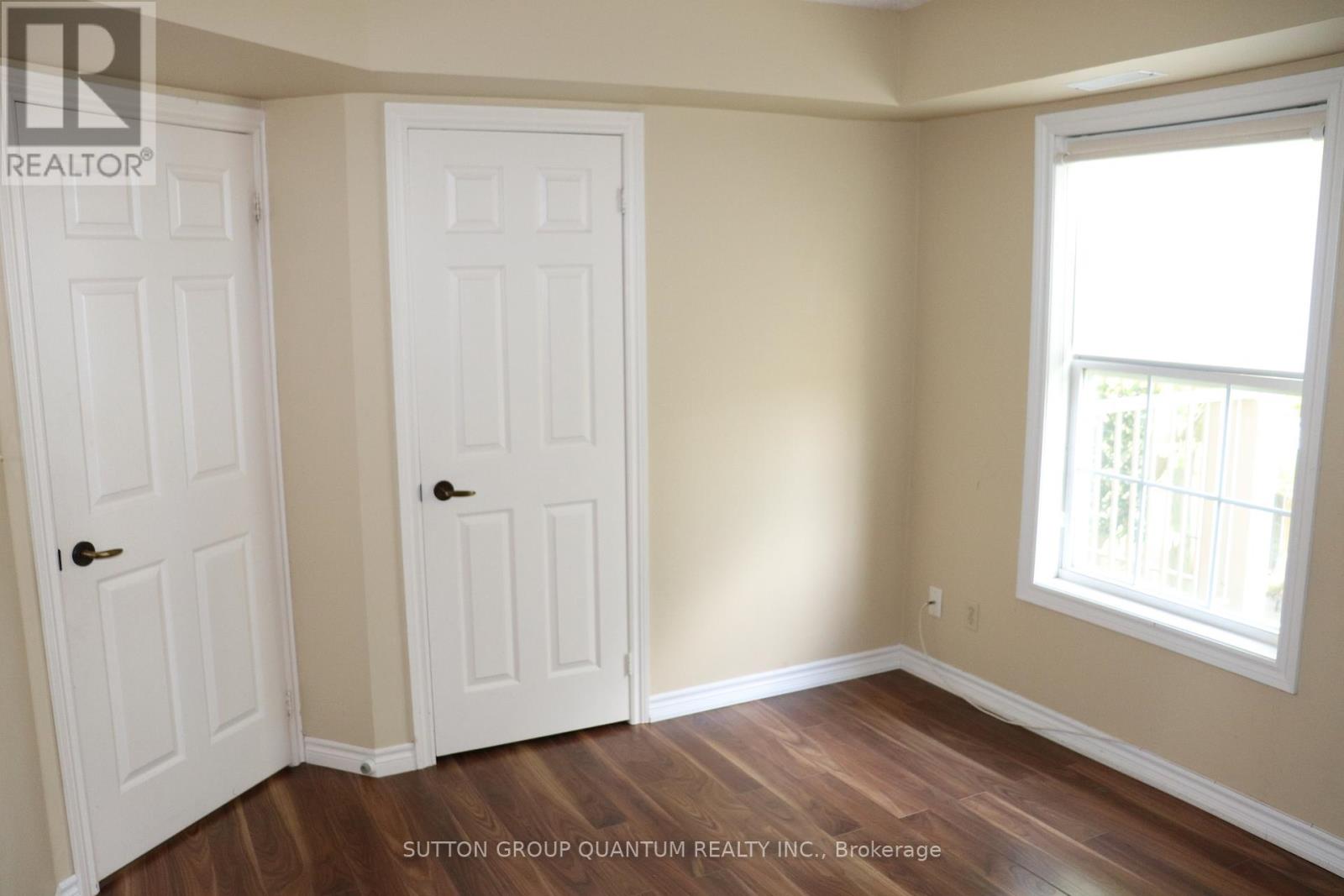 301 - 4025 Kilmer Drive, Burlington, Ontario  L7M 4M5 - Photo 17 - W12182061