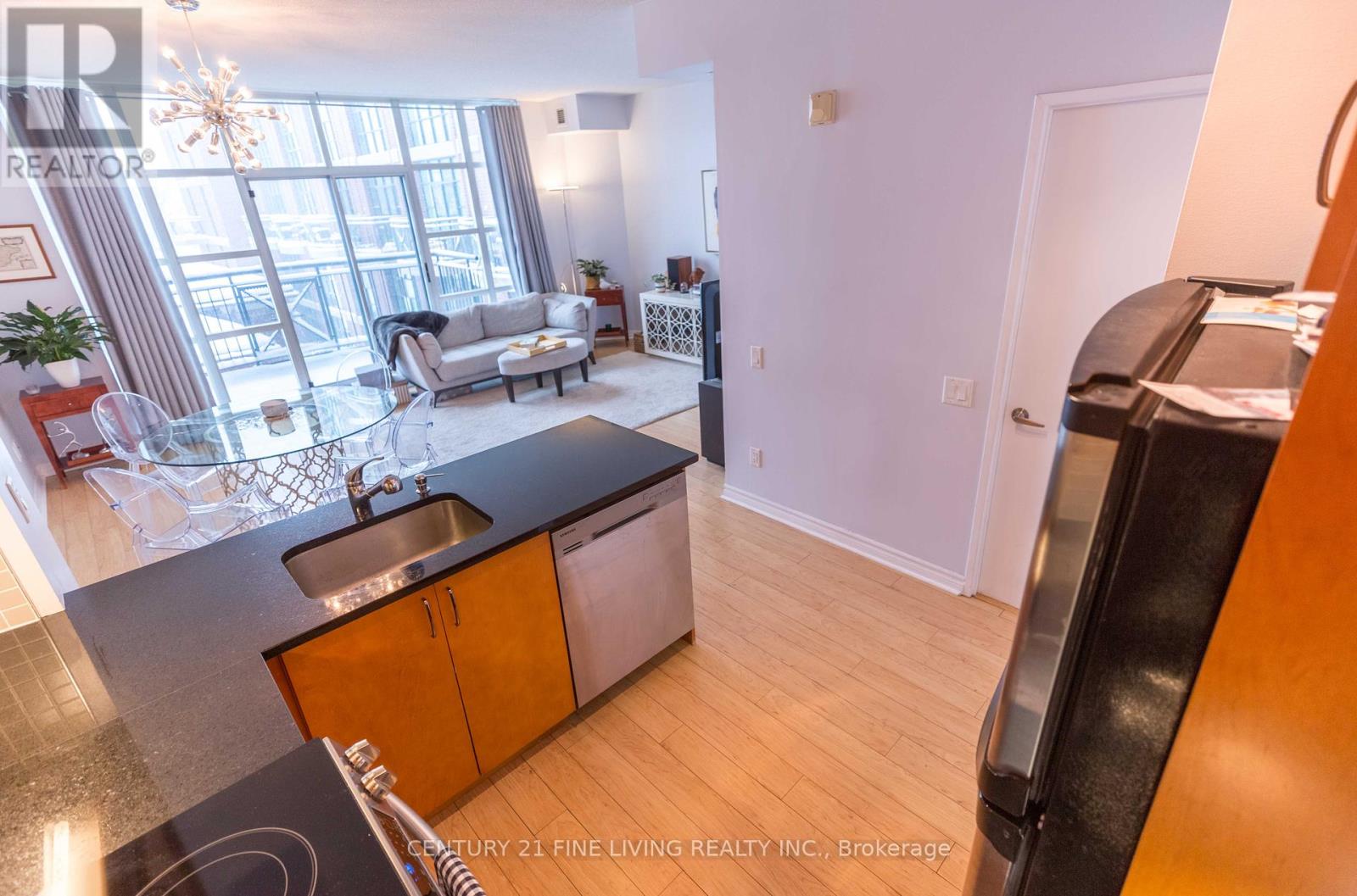 419 - 901 Queen Street W, Toronto, Ontario  M6J 3X4 - Photo 4 - C12184791
