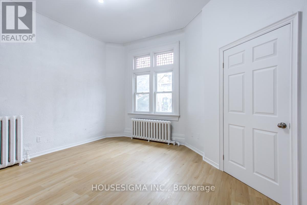 101 - 661 Huron Street, Toronto, Ontario  M5R 2R8 - Photo 3 - C12184816