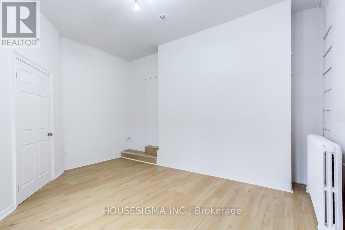 101 - 661 Huron Street, Toronto, Ontario  M5R 2R8 - Photo 4 - C12184816