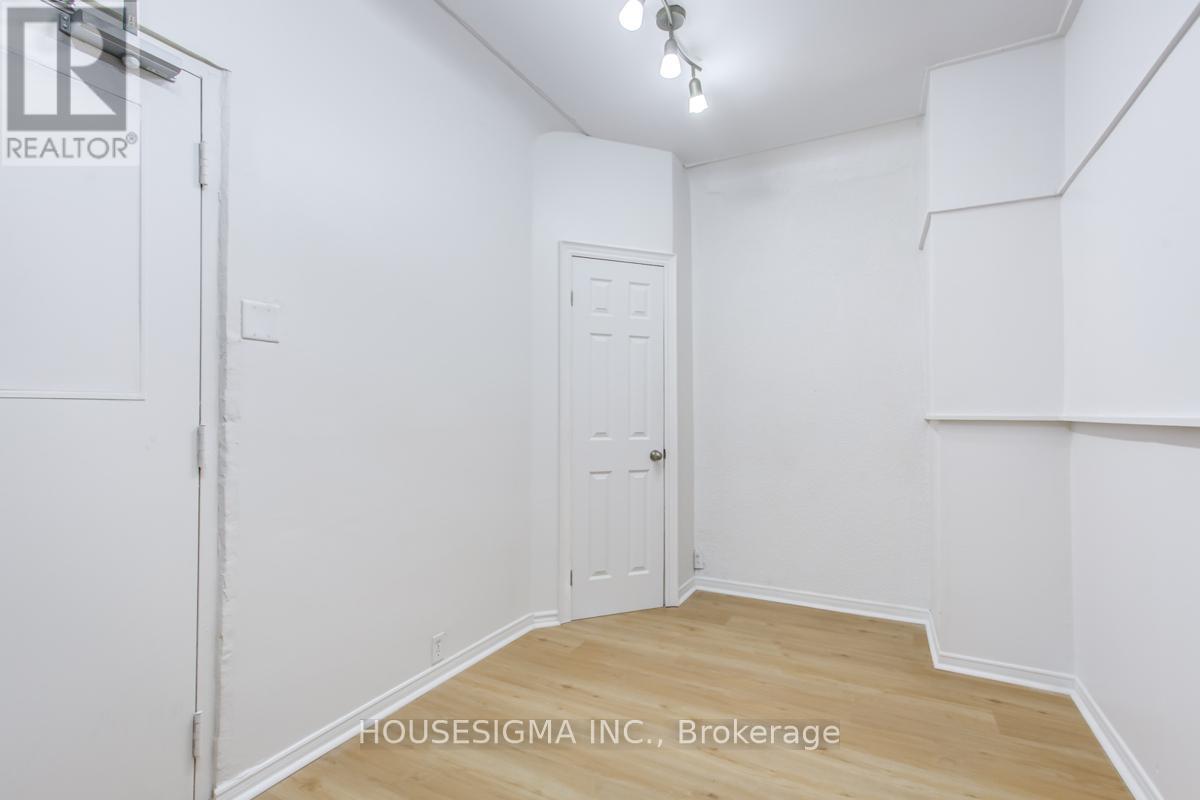 101 - 661 Huron Street, Toronto, Ontario  M5R 2R8 - Photo 7 - C12184816