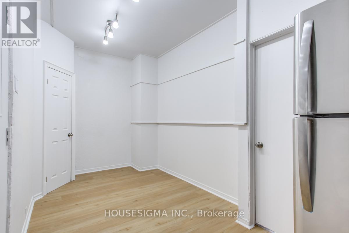 101 - 661 Huron Street, Toronto, Ontario  M5R 2R8 - Photo 8 - C12184816