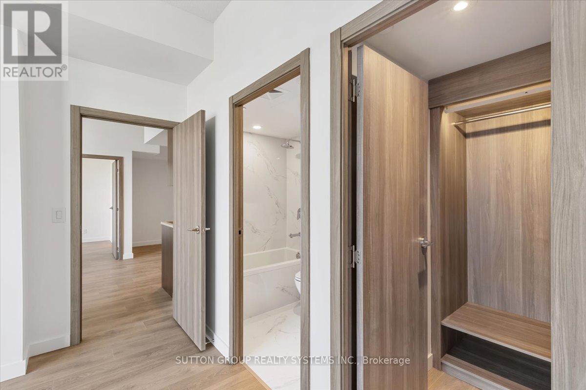 38 Widmer Street, Toronto, Ontario  M5V 2E9 - Photo 14 - C12184861