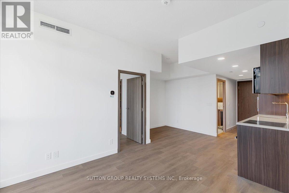 38 Widmer Street, Toronto, Ontario  M5V 2E9 - Photo 8 - C12184861