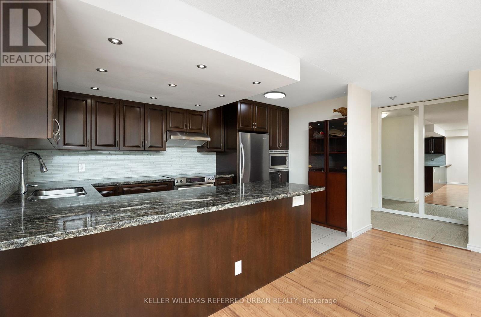 2105 - 205 Wynford Drive, Toronto, Ontario  M3C 3P4 - Photo 4 - C12184880
