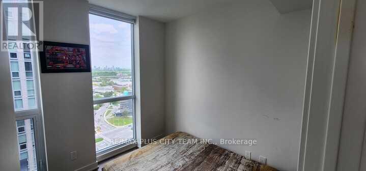 2805 - 2 Sonic Way, Toronto, Ontario  M3C 0P2 - Photo 8 - C12184882