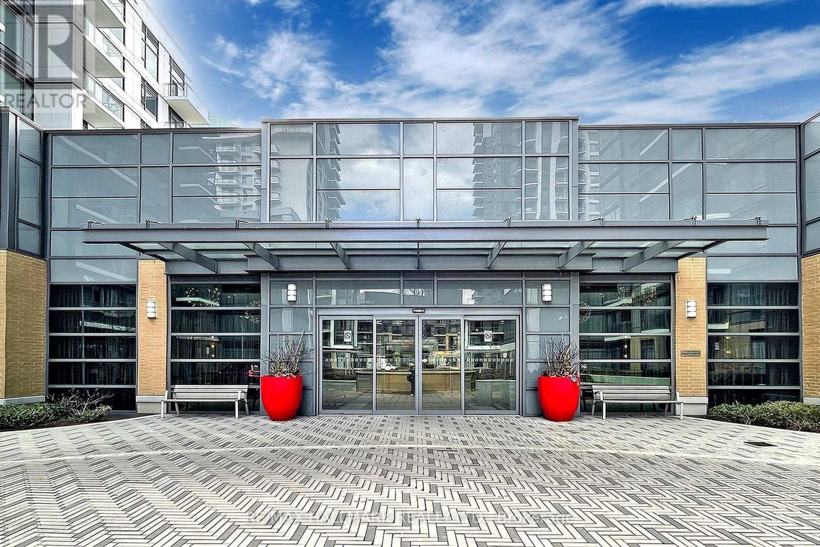 2303 - 55 Ann O'reilly Road, Toronto, Ontario  M2J 0E1 - Photo 6 - C12184913