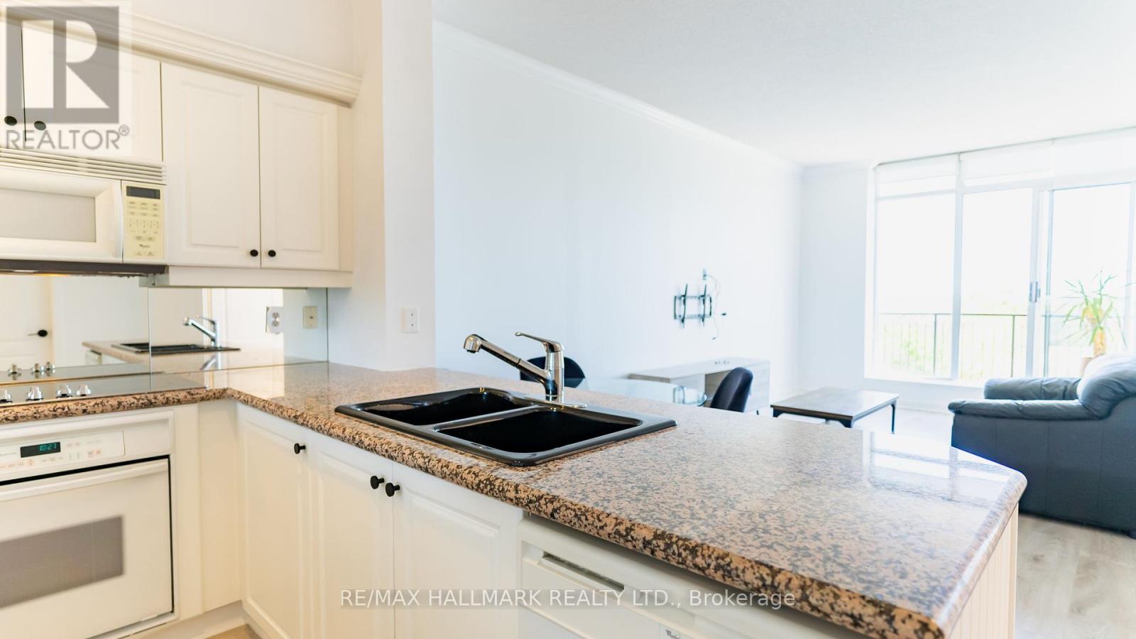 Ph08 - 18 Wanless Avenue, Toronto, Ontario  M4N 3R9 - Photo 20 - C12184922