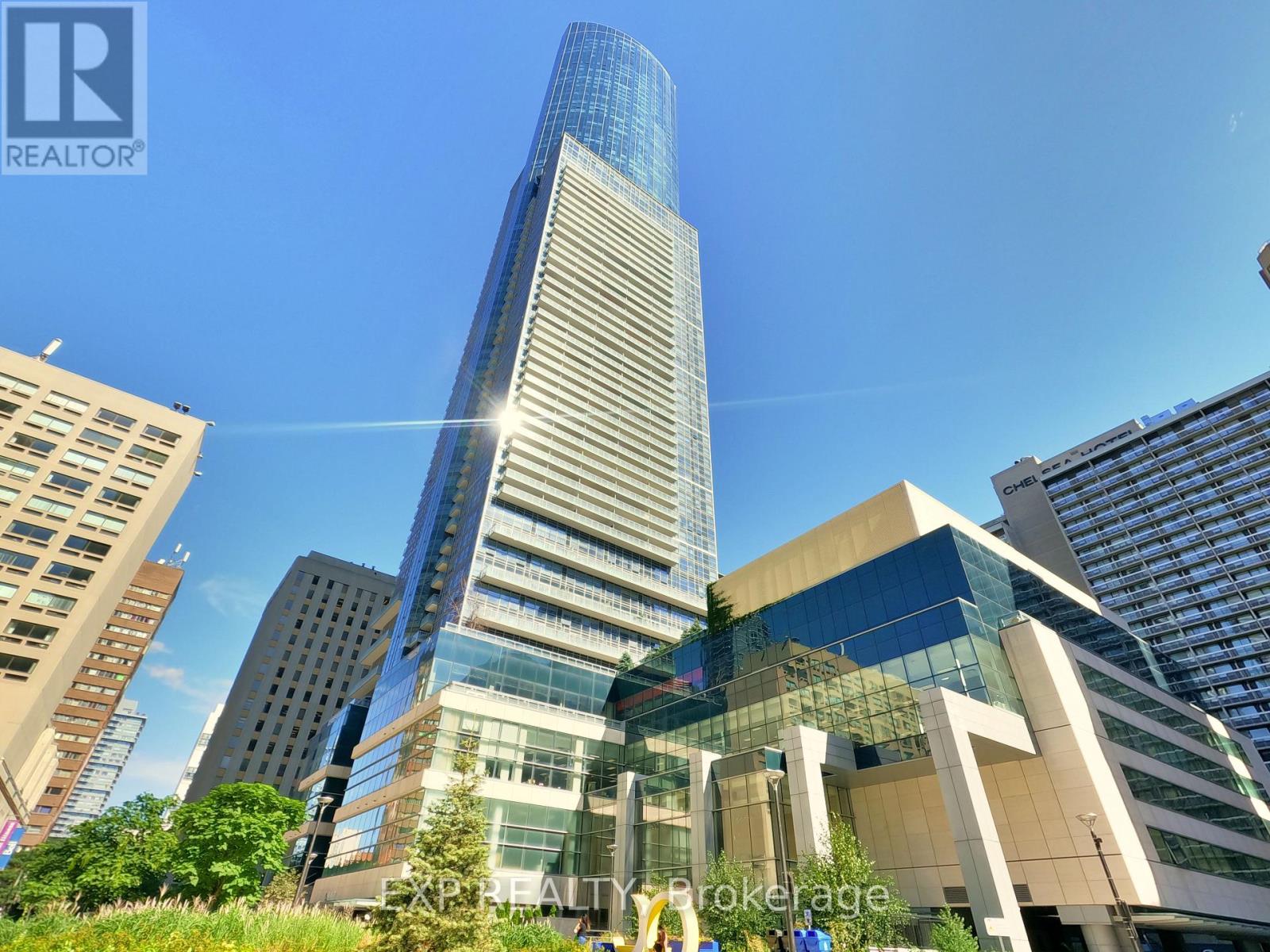 1512 - 386 Yonge Street, Toronto, Ontario  M5B 0A5 - Photo 19 - C12184930