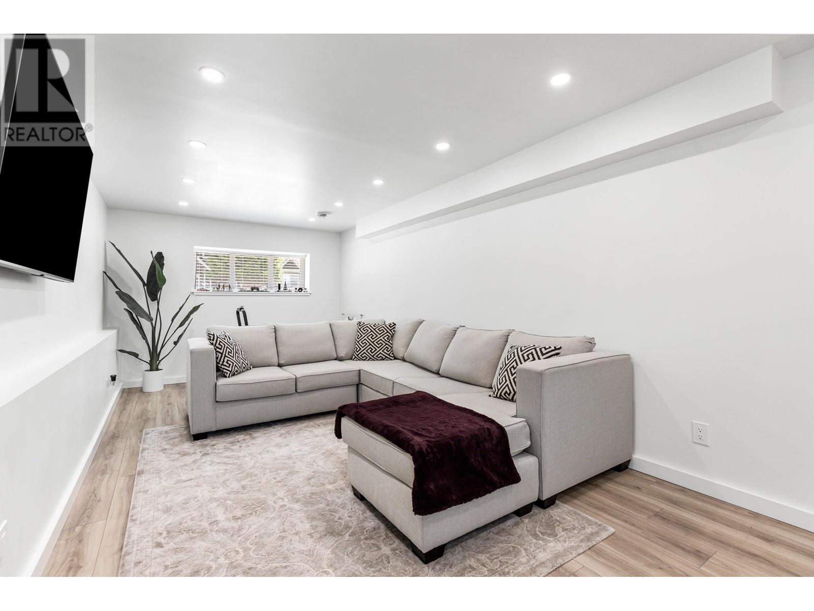 672 Wilmot Street, Coquitlam, British Columbia  V3J 6P4 - Photo 24 - R3008557