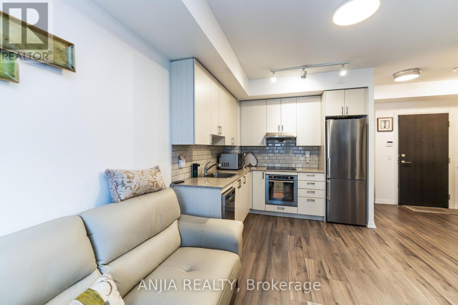 1406 - 50 Ann O'reilly Road, Toronto, Ontario  M2J 0C9 - Photo 11 - C12184312