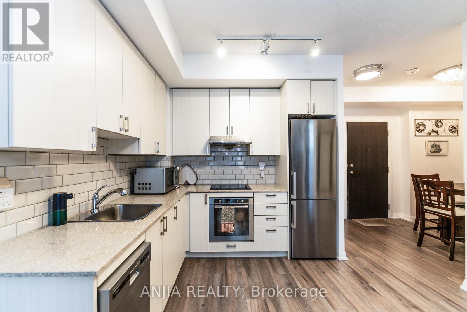 1406 - 50 Ann O'reilly Road, Toronto, Ontario  M2J 0C9 - Photo 12 - C12184312