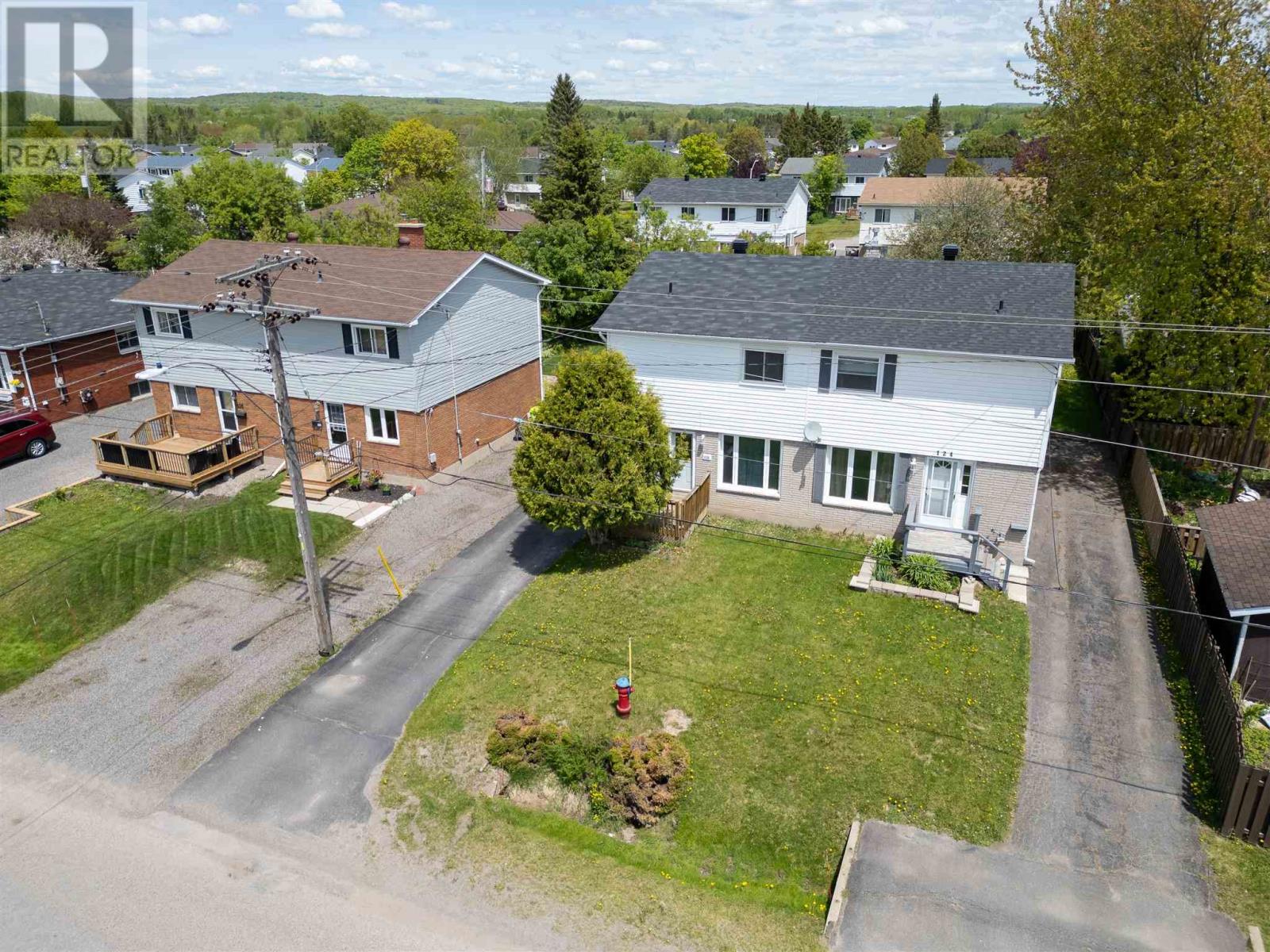 126 Arden St, Sault Ste. Marie, Ontario  P6C 5K5 - Photo 2 - SM251331