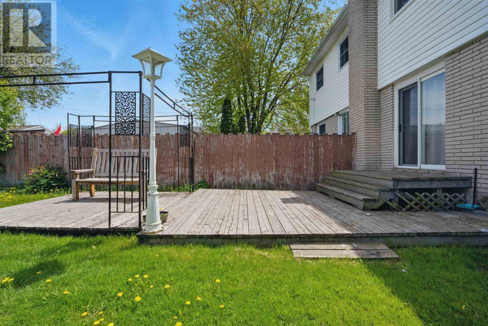 126 Arden St, Sault Ste. Marie, Ontario  P6C 5K5 - Photo 27 - SM251331