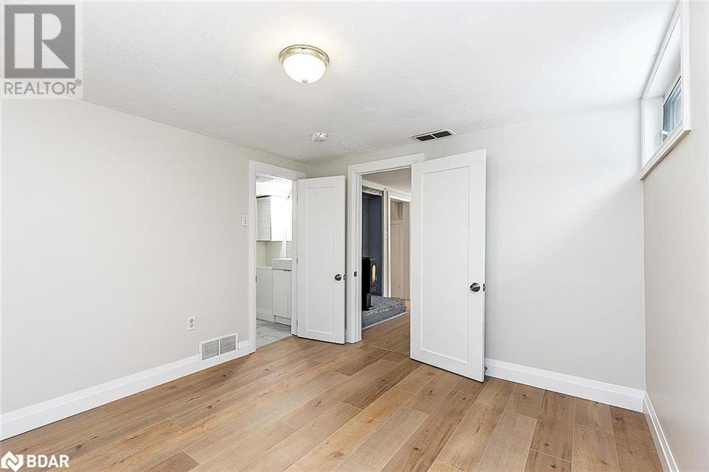 152 Owen Street, Barrie, Ontario  L4M 3H9 - Photo 16 - 40734022