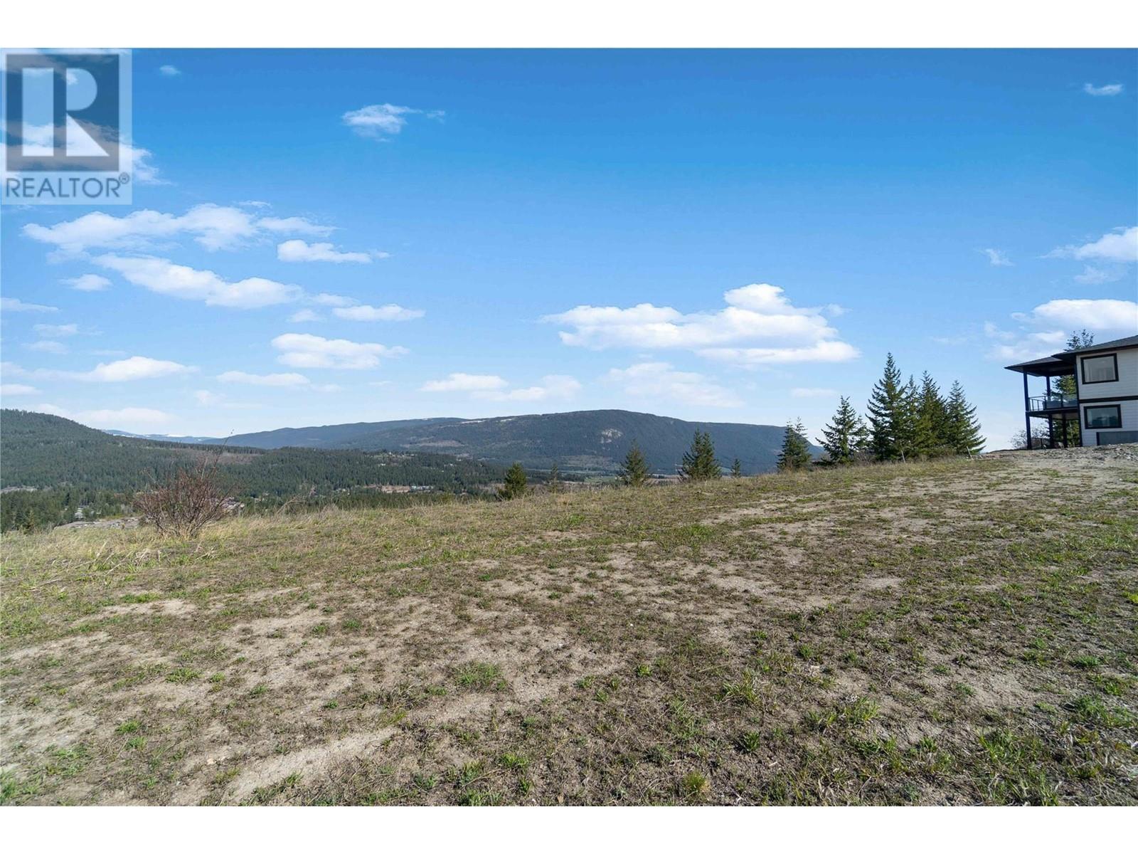 62 Highlands Drive, Blind Bay, BC V0E1H2