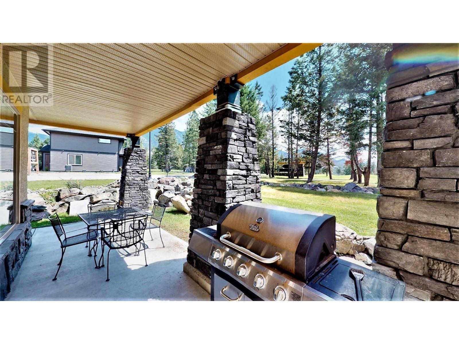 300 Bighorn Boulevard Unit# 311 B, Radium Hot Springs, British Columbia  V0A 1M0 - Photo 11 - 10349847