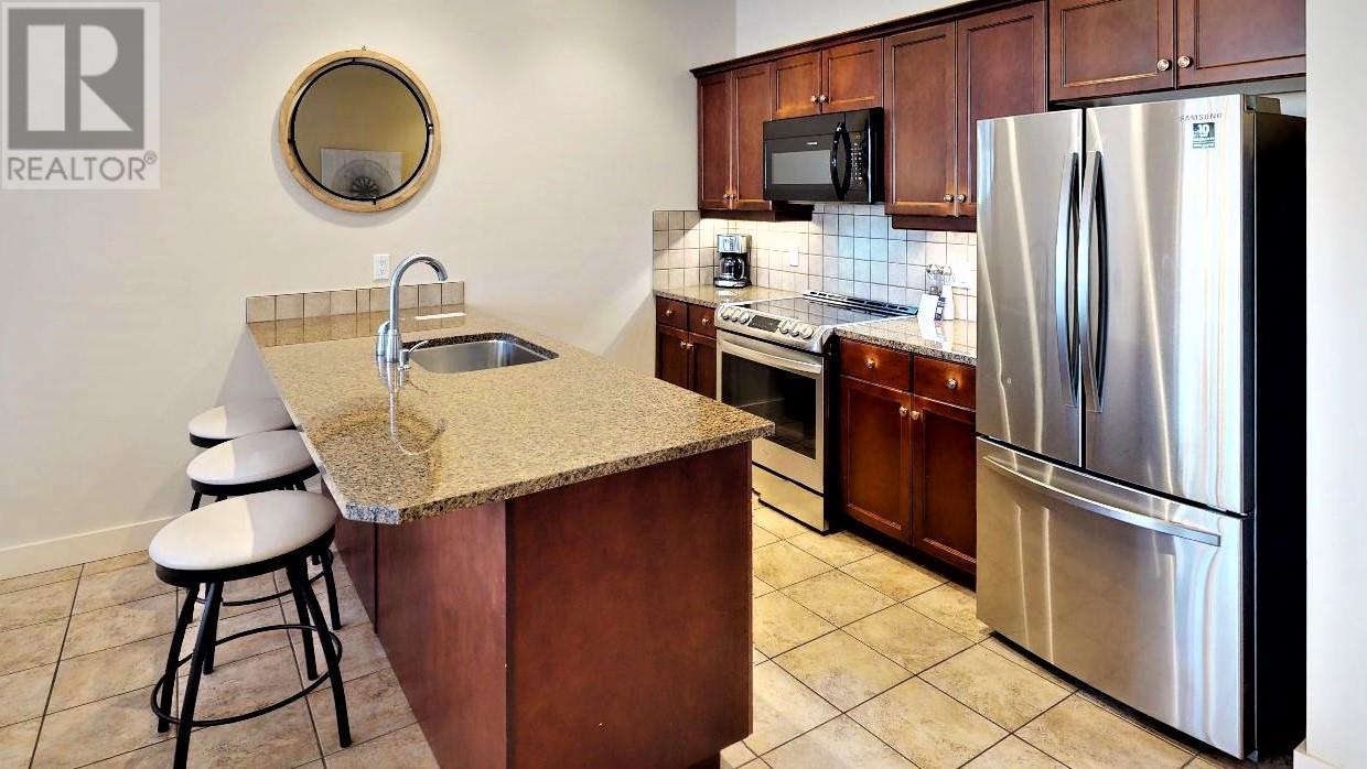 300 BIGHORN Boulevard Unit# 311 B, Radium Hot Springs, BC V0A1M0