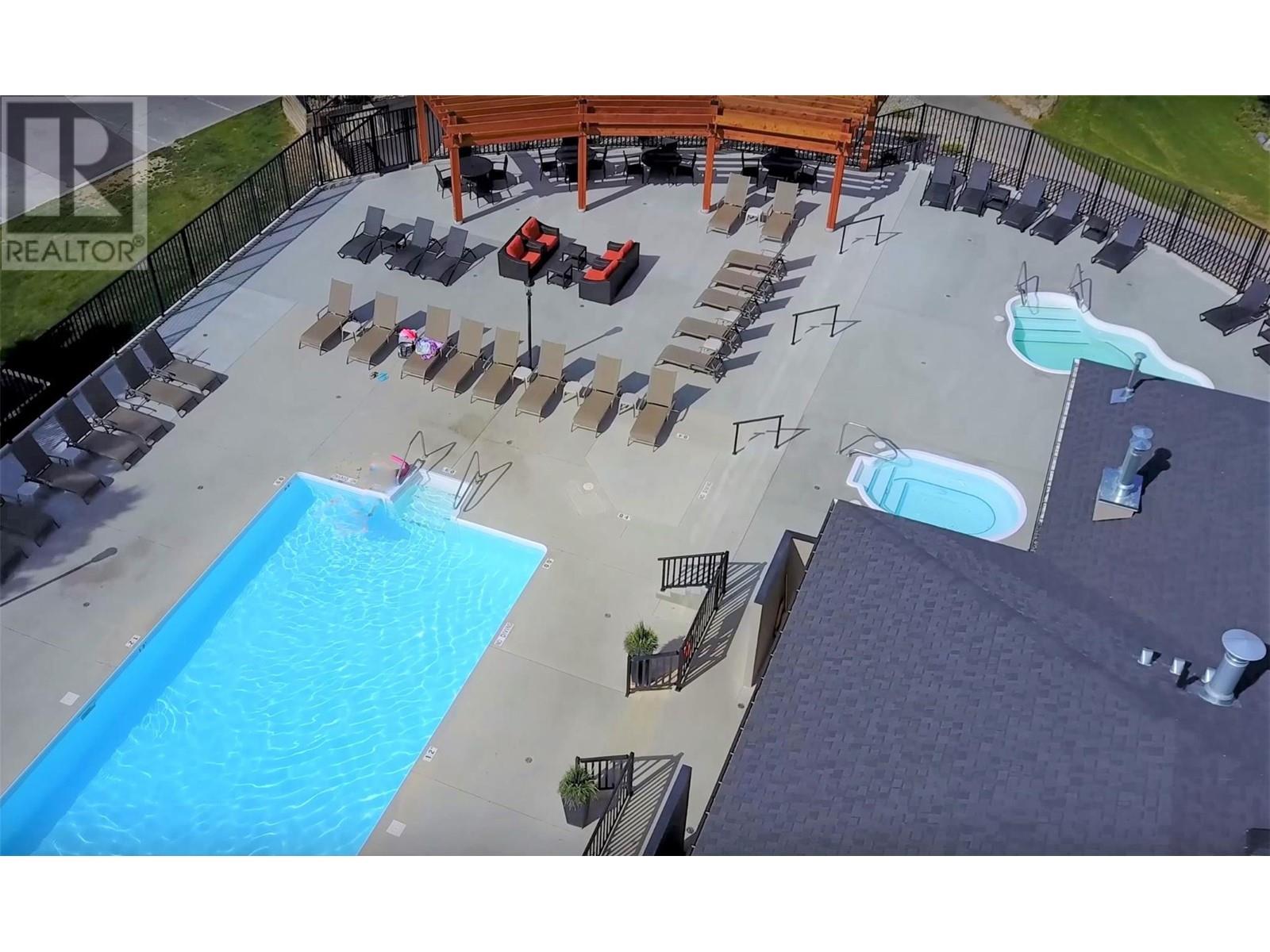 300 BIGHORN Boulevard Unit# 311 B, Radium Hot Springs, BC V0A1M0
