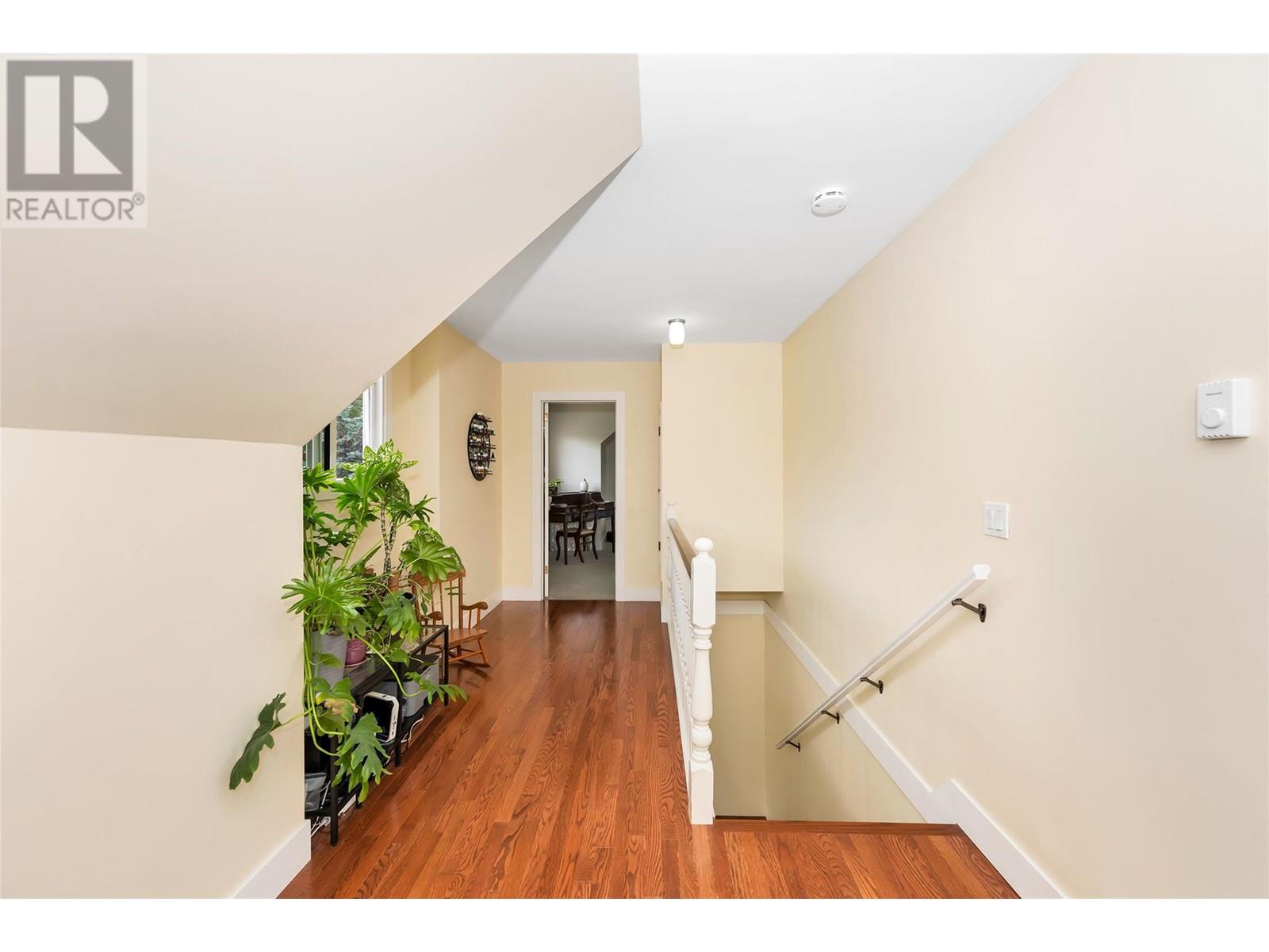 5844 Pleasant Valley Road, Vernon, British Columbia  V1B 3L6 - Photo 12 - 10349499
