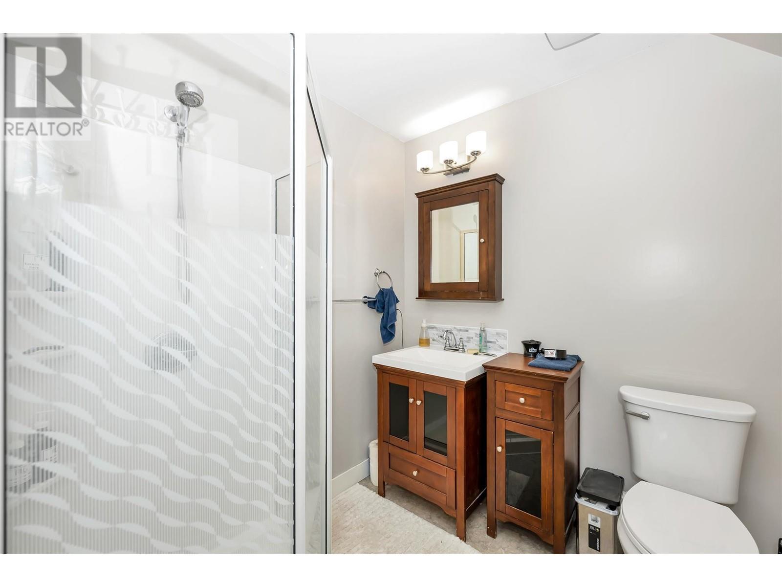 5844 Pleasant Valley Road, Vernon, British Columbia  V1B 3L6 - Photo 21 - 10349499