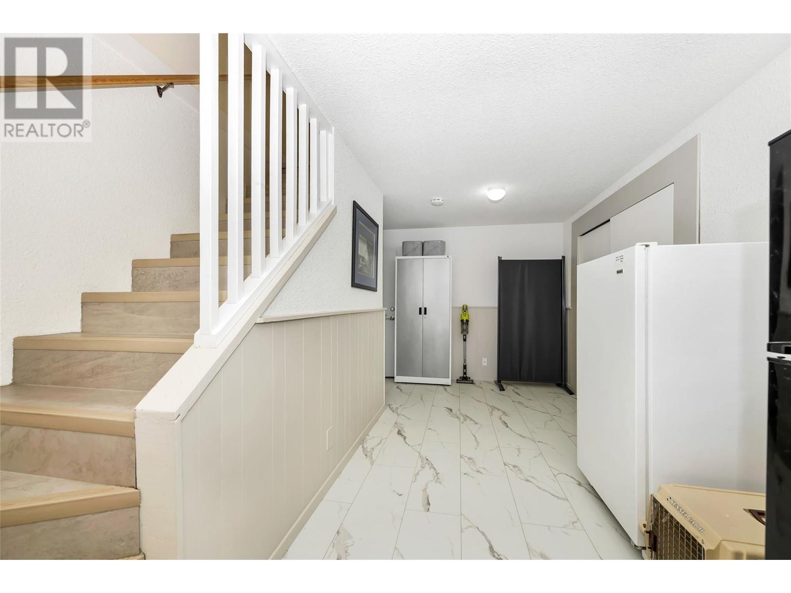 5844 Pleasant Valley Road, Vernon, British Columbia  V1B 3L6 - Photo 24 - 10349499