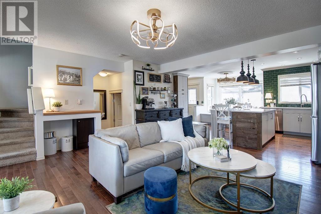 2039 Reunion Boulevard Nw, Airdrie, Alberta  T4B 0H2 - Photo 7 - A2216437