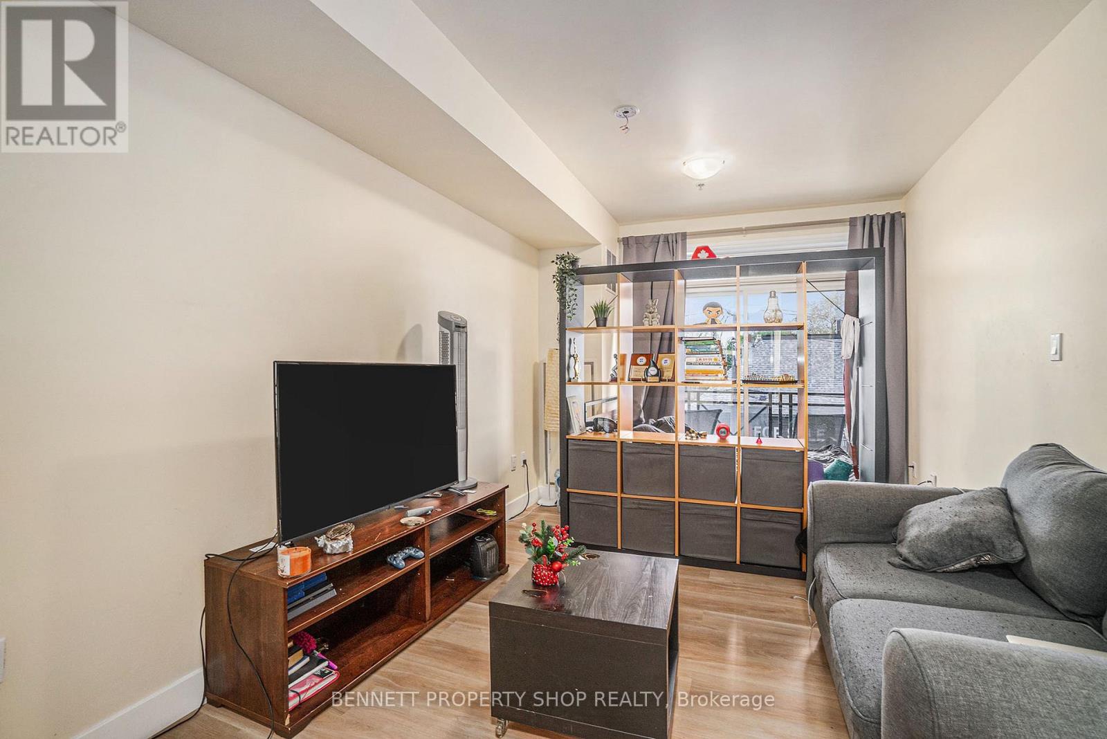 313 - 429 Kent Street, Ottawa, Ontario  K2P 1B5 - Photo 5 - X12160500