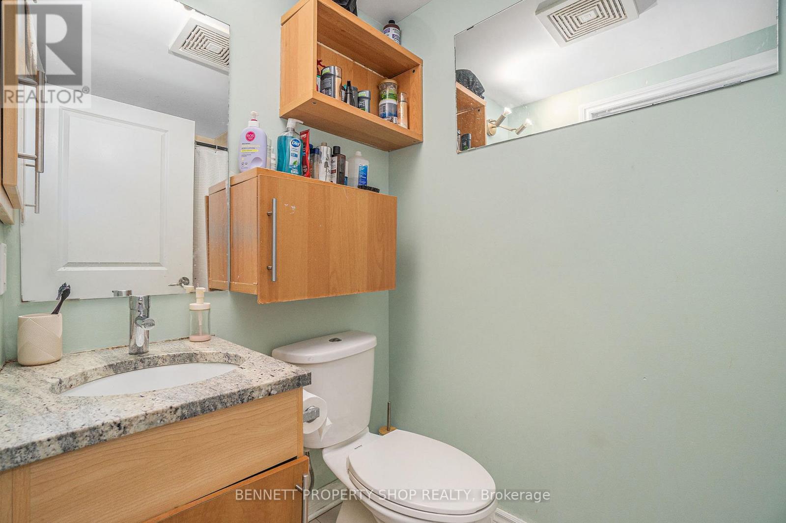 313 - 429 Kent Street, Ottawa, Ontario  K2P 1B5 - Photo 13 - X12160500