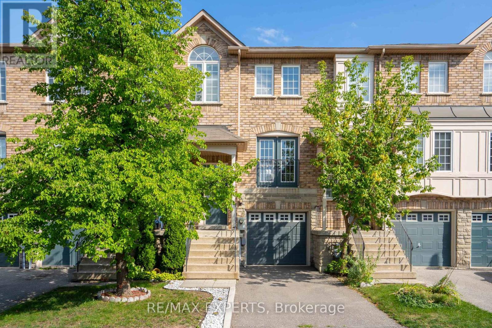 32 - 19 FOXCHASE AVENUE, Vaughan, Ontario