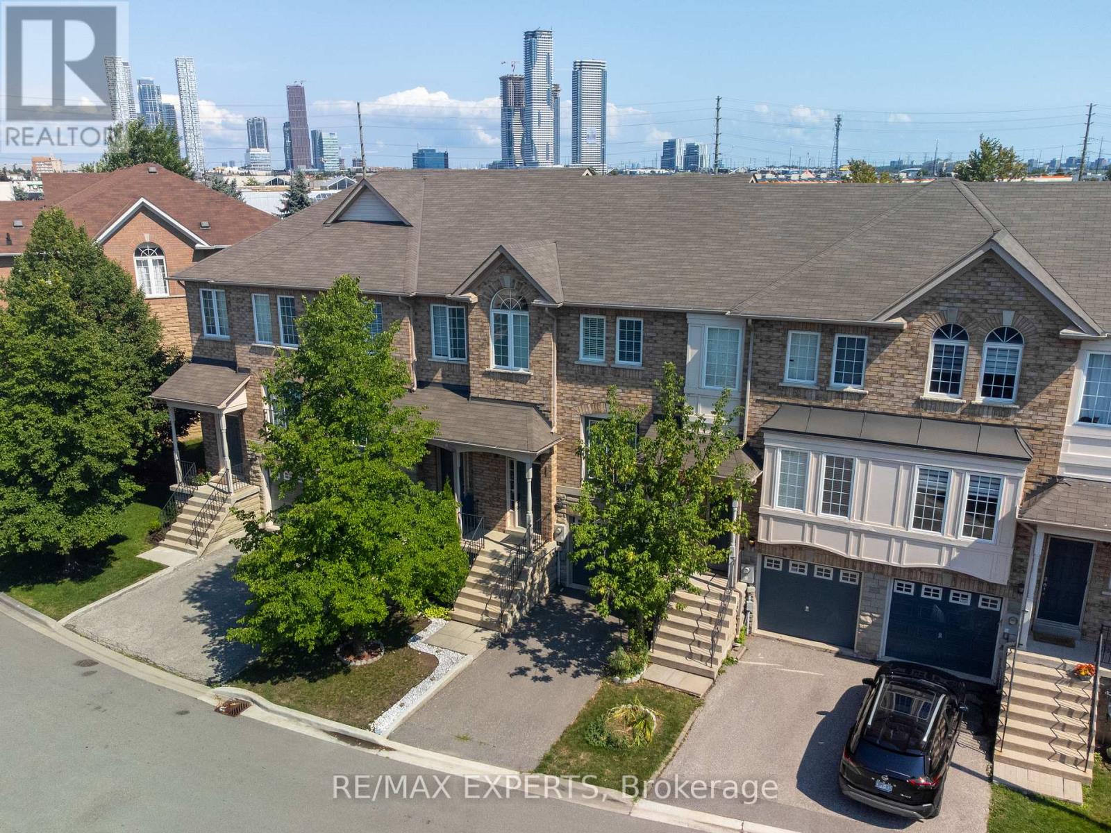 Property at 32 - 19 FOXCHASE AVENUE image 2