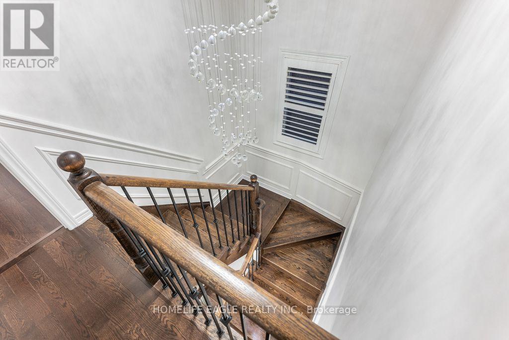 71 Betony Drive, Richmond Hill (Oak Ridges), Ontario  L4E 0V6 - Photo 9 - N12184920