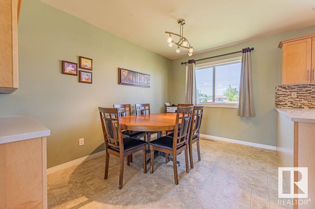 13435 81 St Nw, Edmonton, Alberta  T5C 1N8 - Photo 5 - E4439383