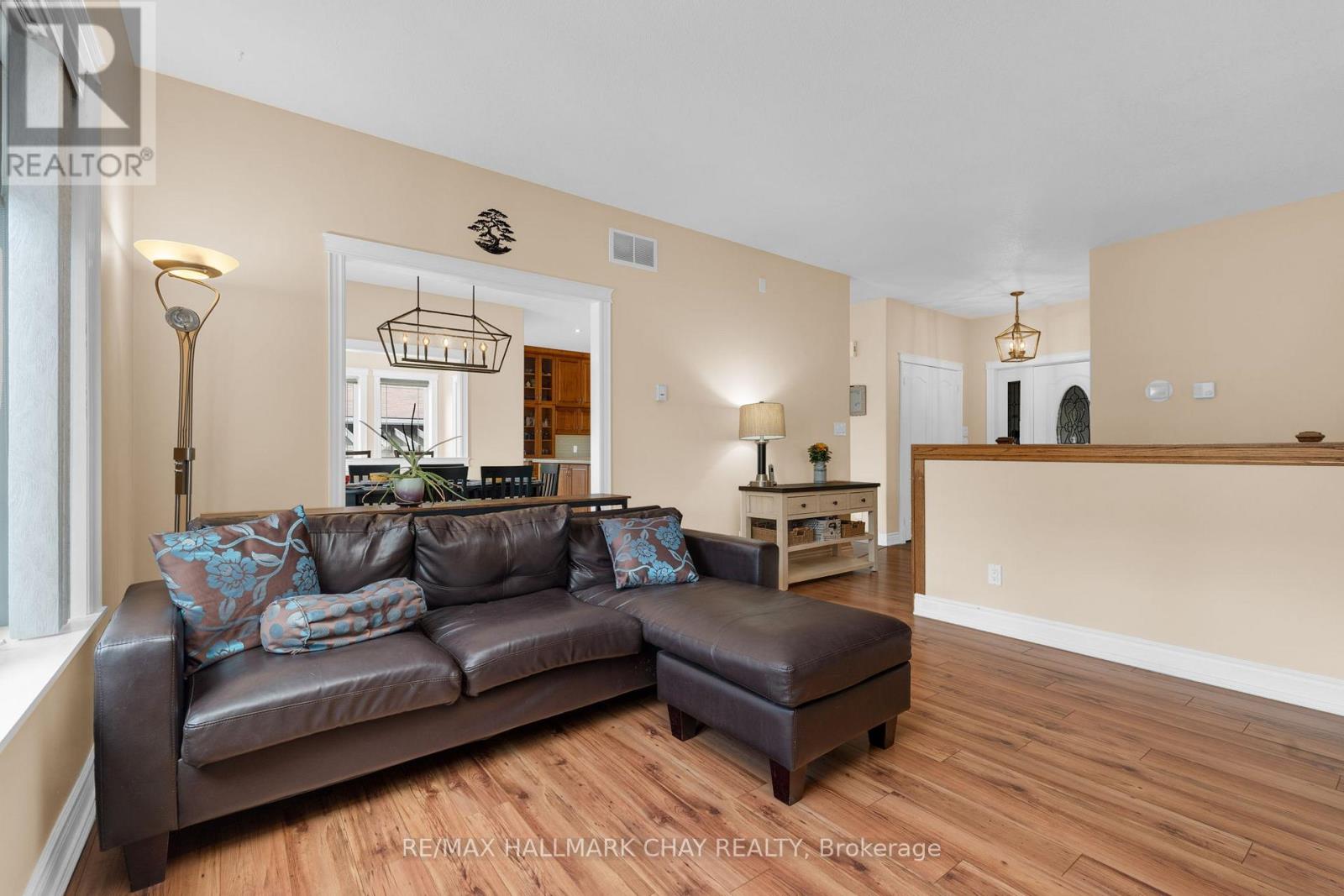 24 Mckenzie Street, Tiny, Ontario  L0L 2T0 - Photo 16 - S12184907