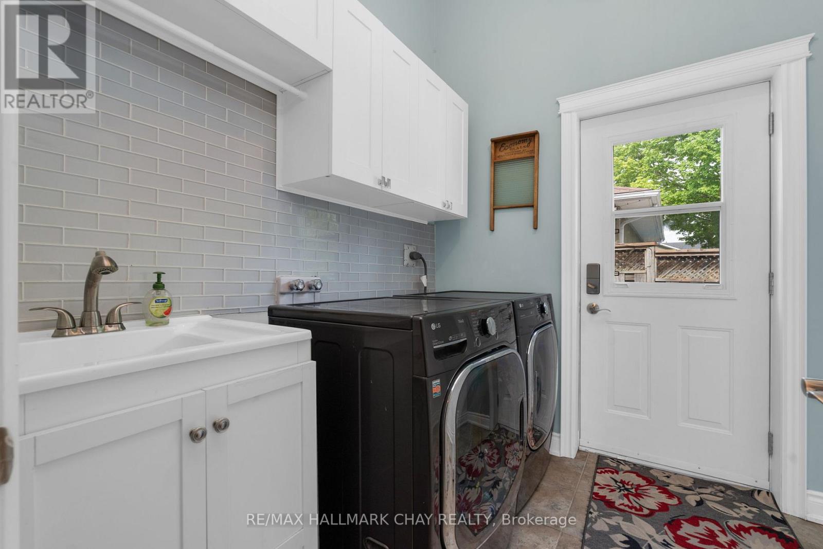 24 Mckenzie Street, Tiny, Ontario  L0L 2T0 - Photo 24 - S12184907