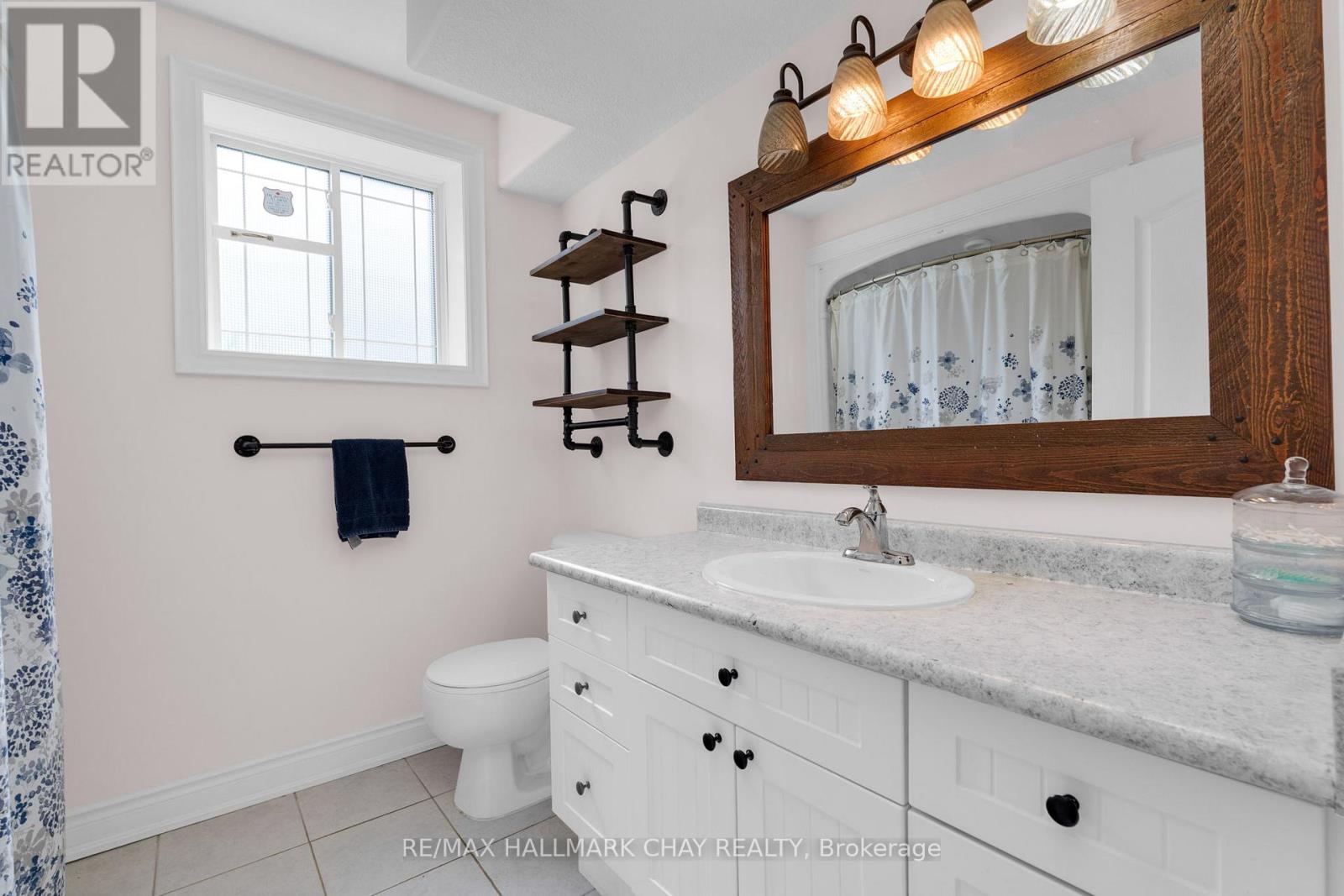 24 Mckenzie Street, Tiny, Ontario  L0L 2T0 - Photo 35 - S12184907