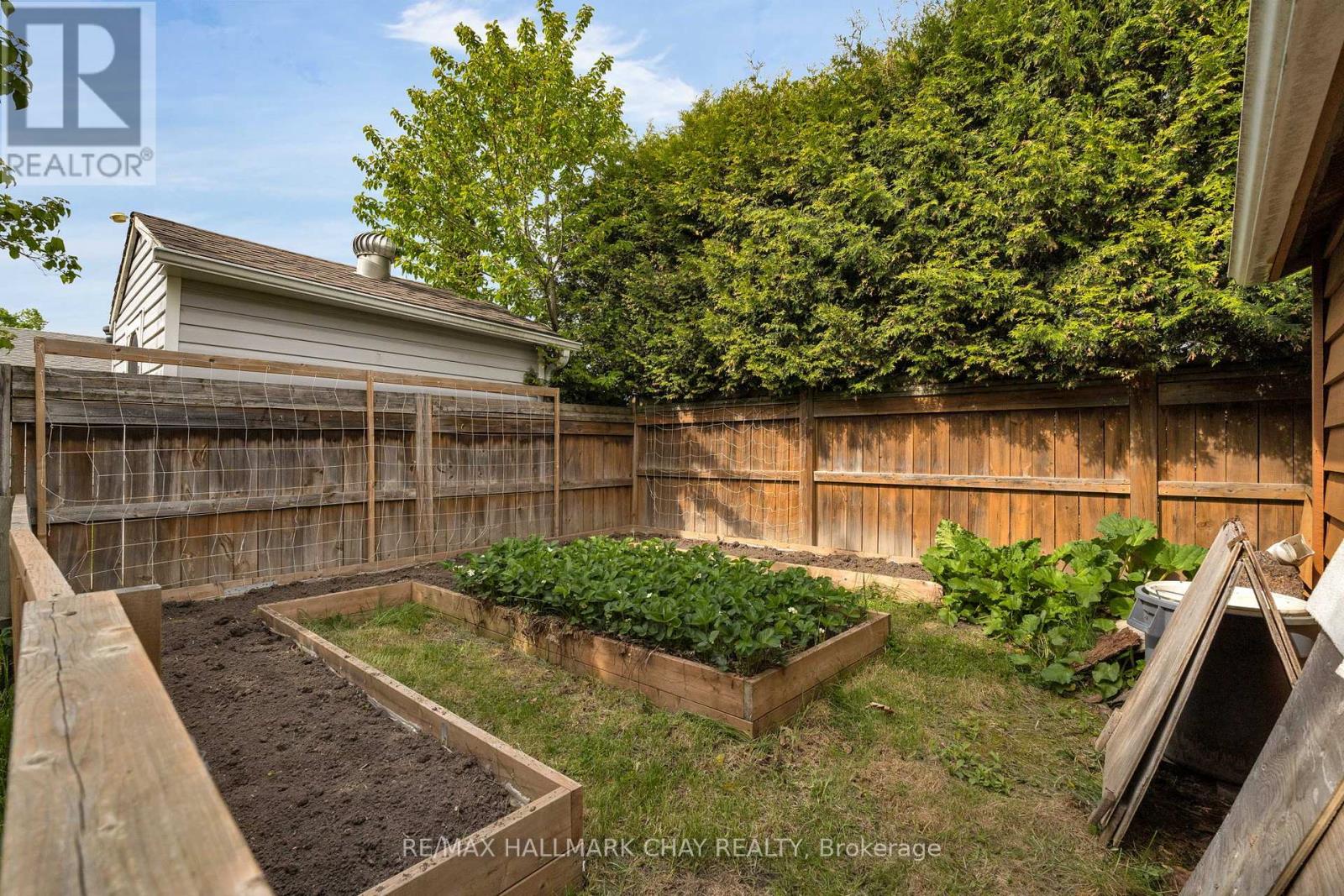 24 Mckenzie Street, Tiny, Ontario  L0L 2T0 - Photo 46 - S12184907