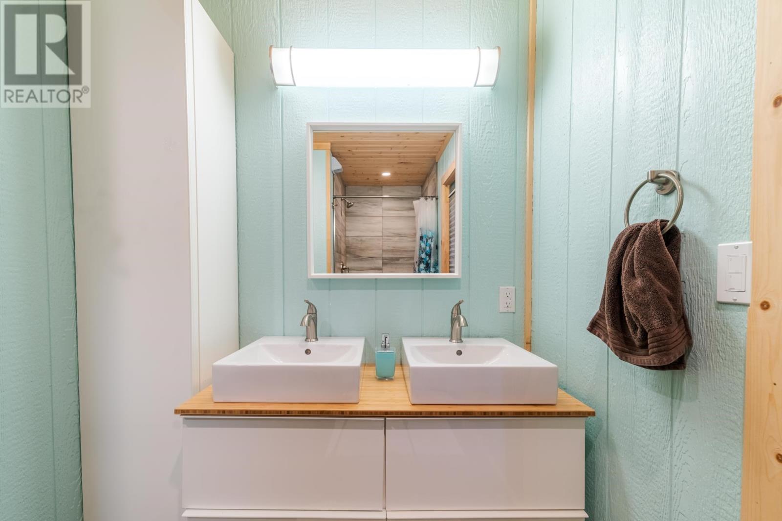 65 Poplar Bay Rd, Mckenzie Portage Road, S Of Keewatin, Ontario  P0X 1C0 - Photo 36 - TB250029