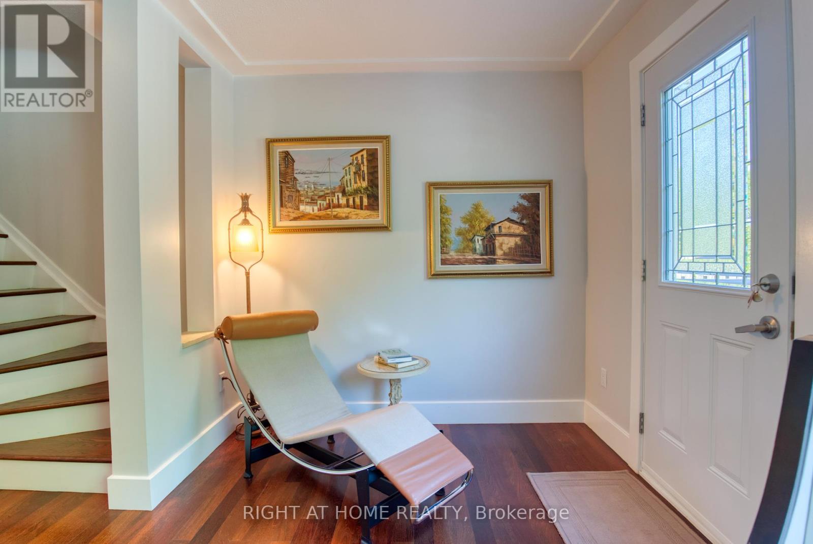227 Teal Crescent, Ottawa, Ontario  K1E 2C3 - Photo 11 - X12184999