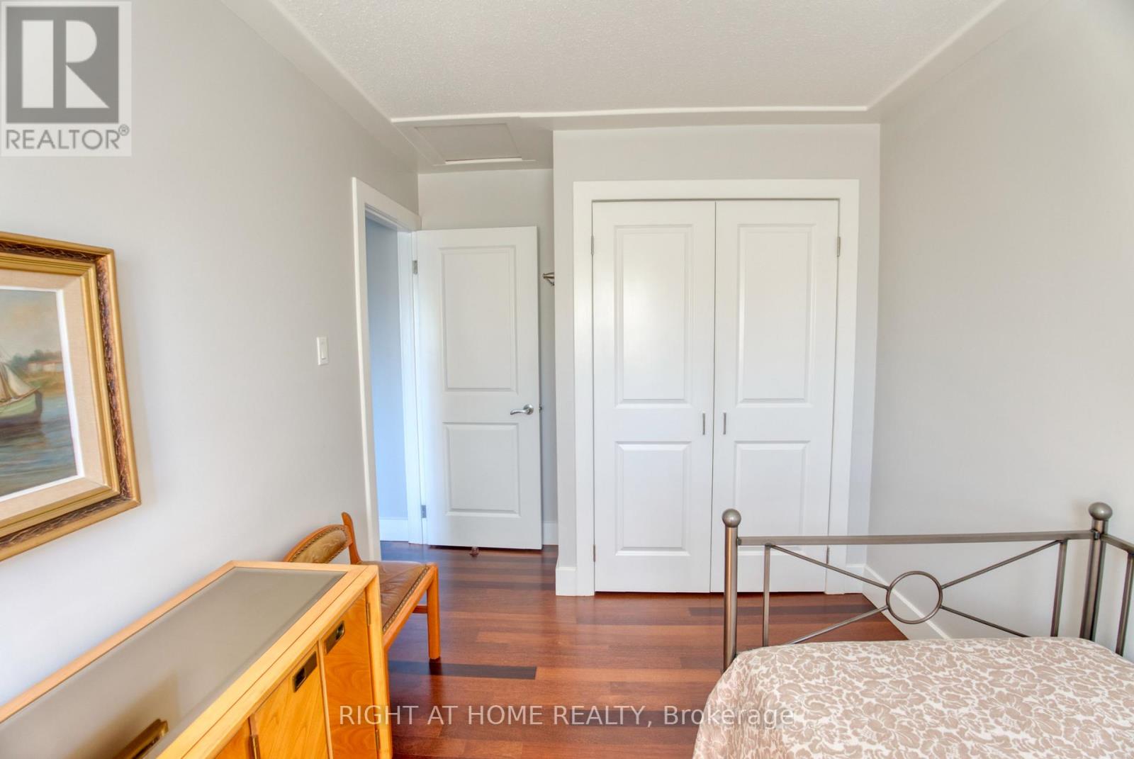 227 Teal Crescent, Ottawa, Ontario  K1E 2C3 - Photo 20 - X12184999