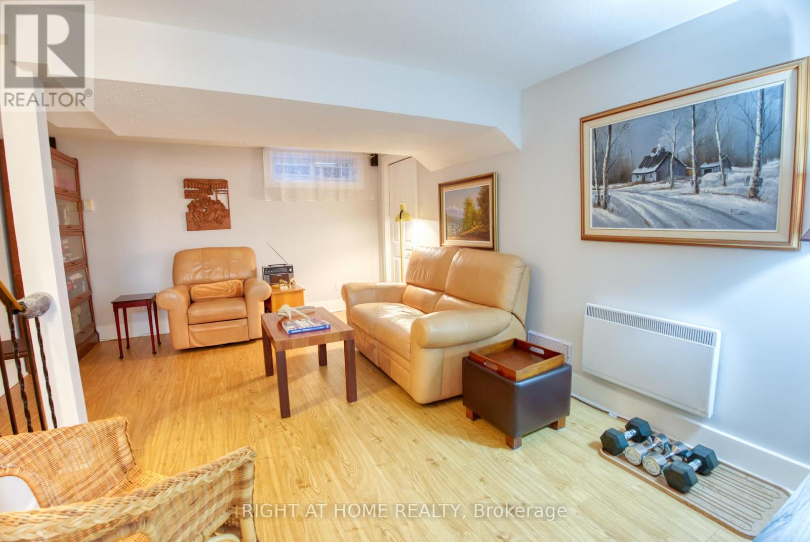 227 Teal Crescent, Ottawa, Ontario  K1E 2C3 - Photo 24 - X12184999