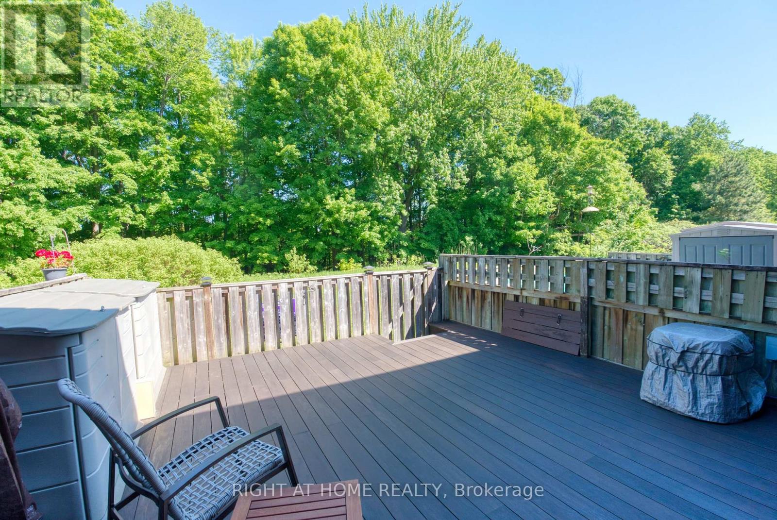 227 Teal Crescent, Ottawa, Ontario  K1E 2C3 - Photo 29 - X12184999