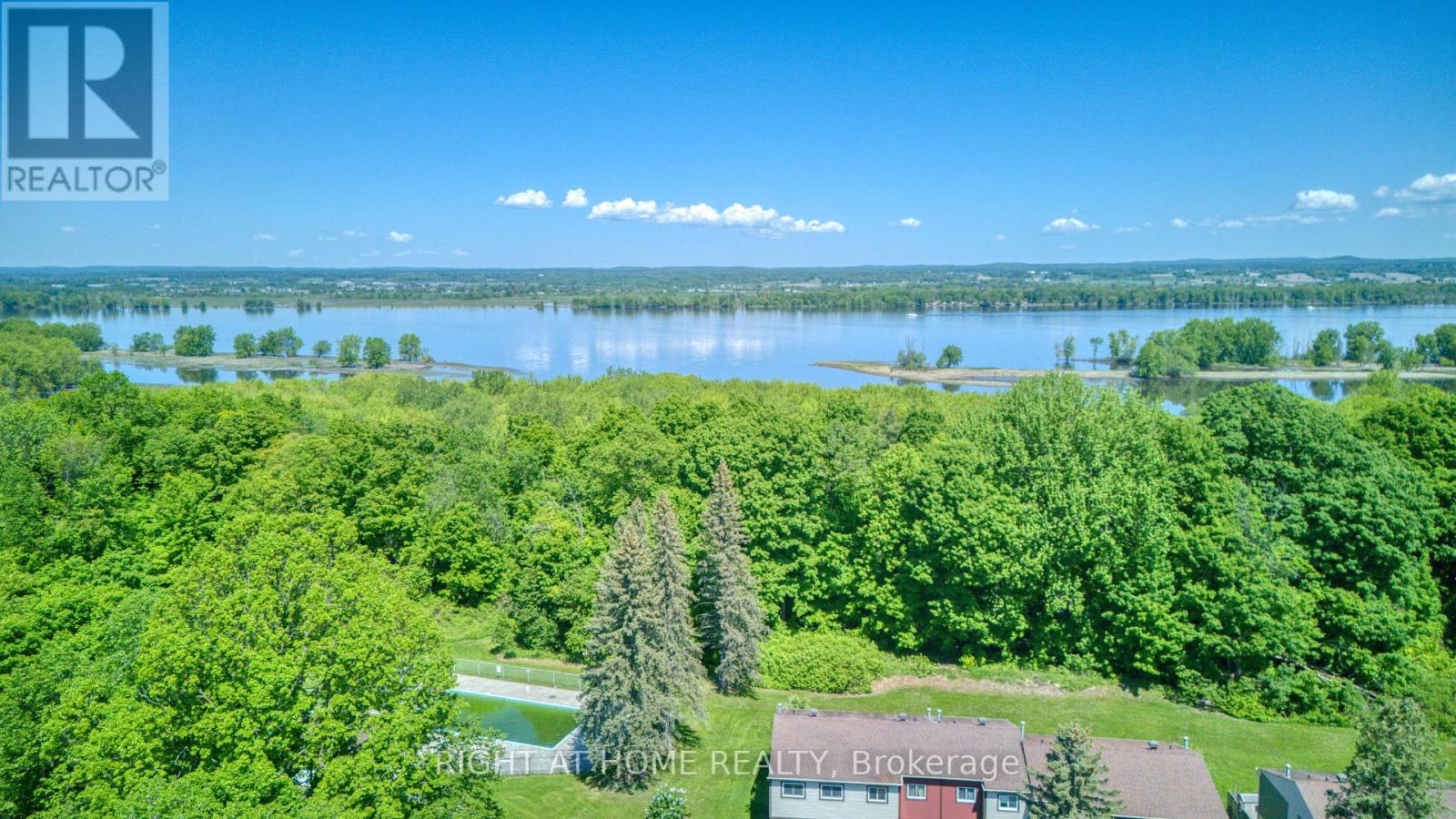 227 Teal Crescent, Ottawa, Ontario  K1E 2C3 - Photo 37 - X12184999