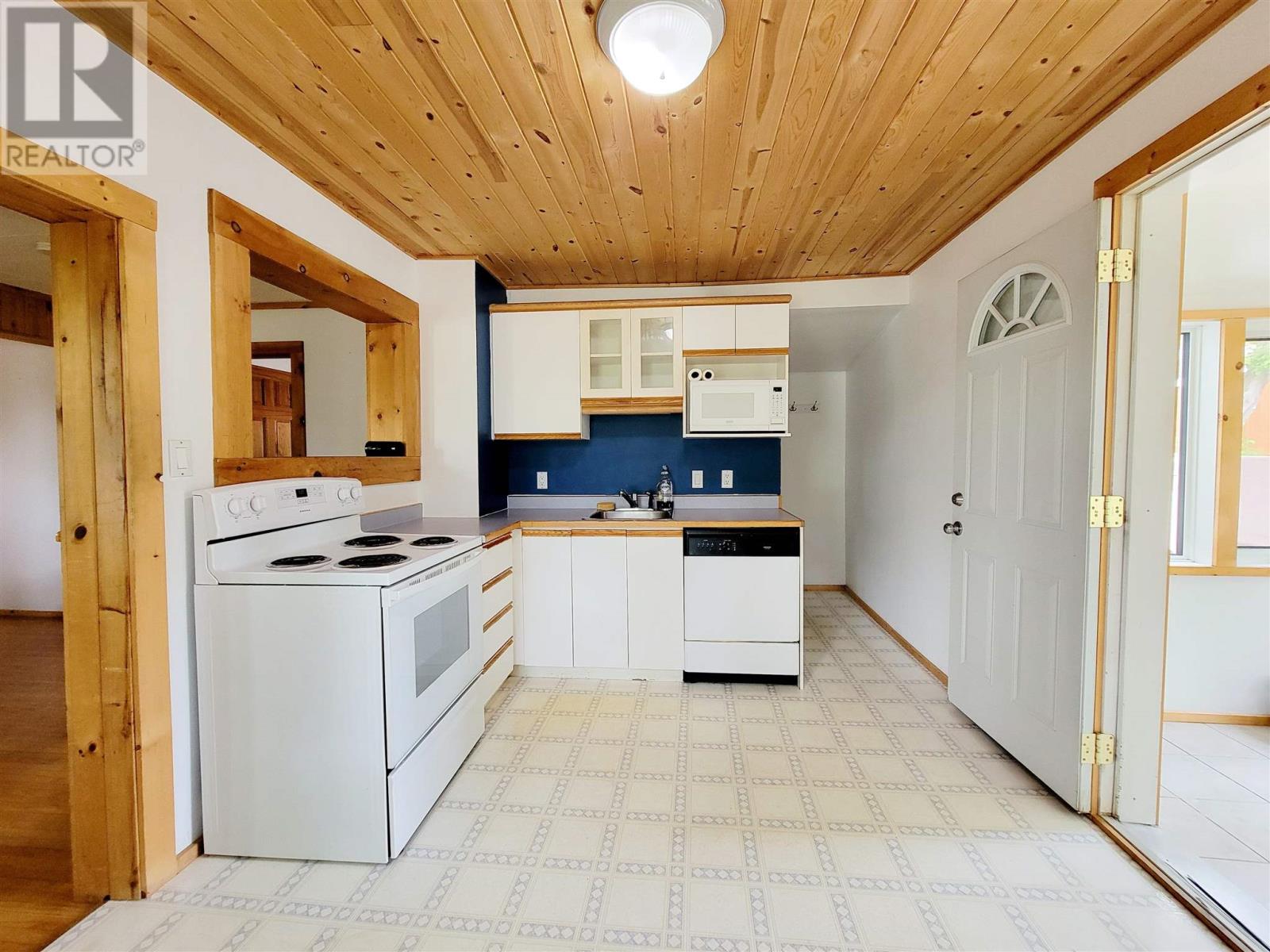 29 Main St, Rideout, Kenora, Ontario  P9N 3E5 - Photo 11 - TB251437