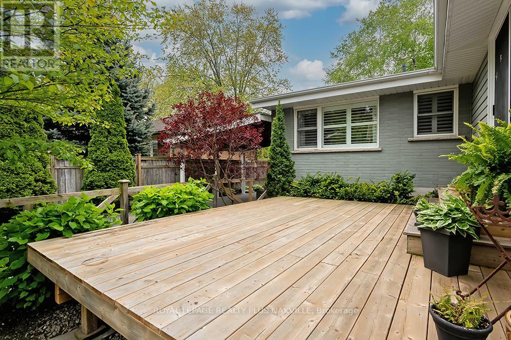 213 Mohawk Road, Oakville, Ontario  L6L 2Z1 - Photo 36 - W12184785