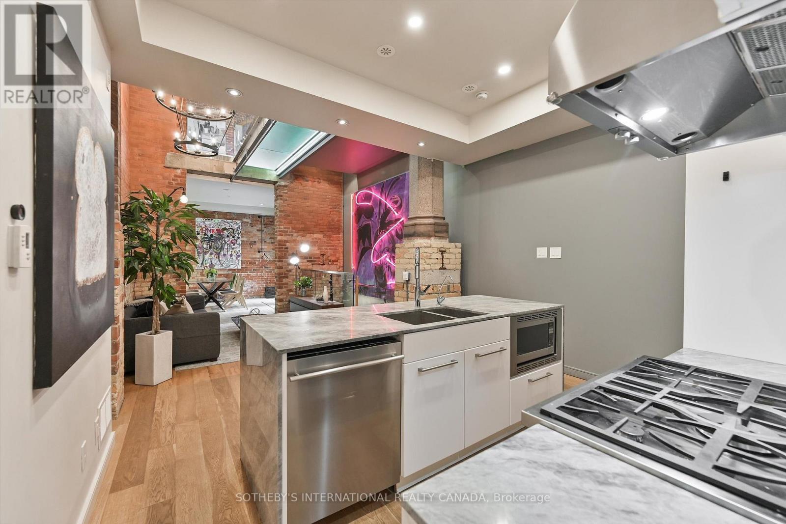 Th7 - 40 Westmoreland Avenue, Toronto, Ontario  M6H 2Z7 - Photo 10 - W12184829