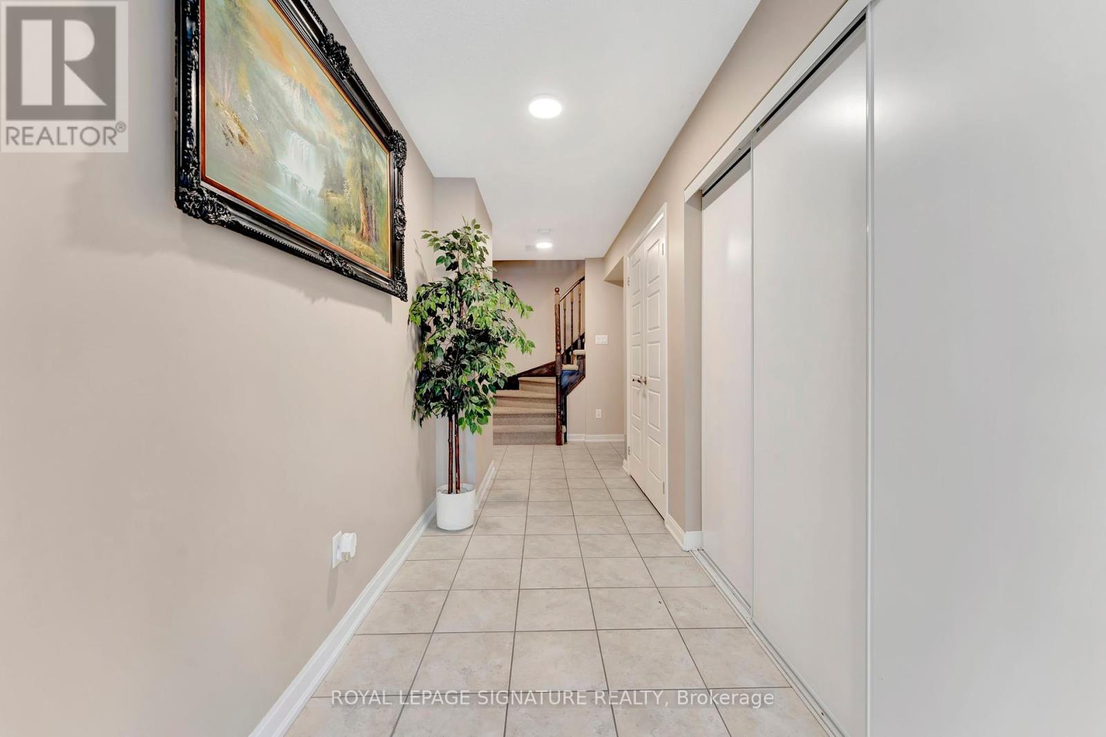 134 - 165 Hampshire Way, Milton, Ontario  L9T 8M7 - Photo 3 - W12184839
